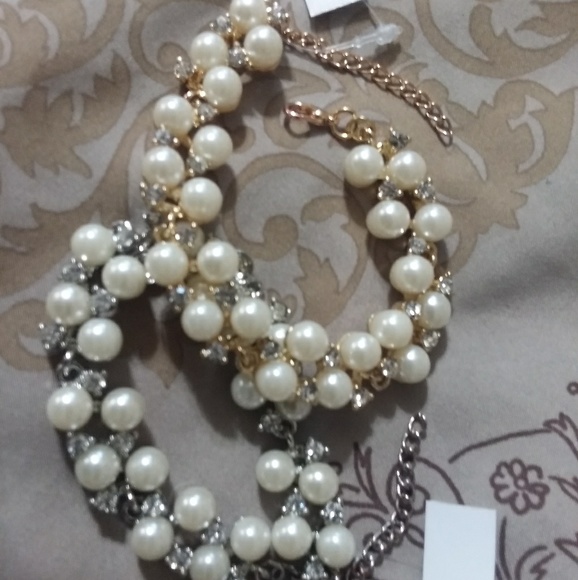 Jewelry - Picture 3 of 3